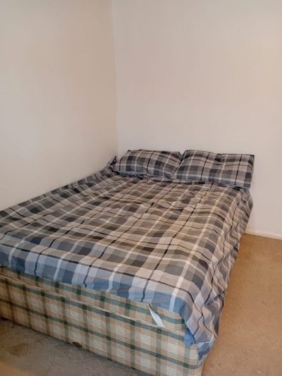 Spacious Double room in Chigwell Main Photo