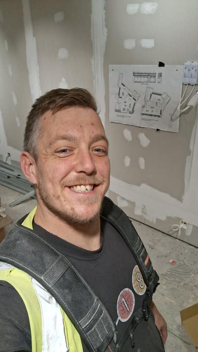 Nice guy just needing a pit stop  Main Photo