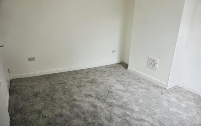 Room in 3 Bed House Vacancy. Main Photo