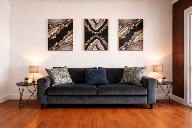 Apartment located near East Ham, bills included Main Photo