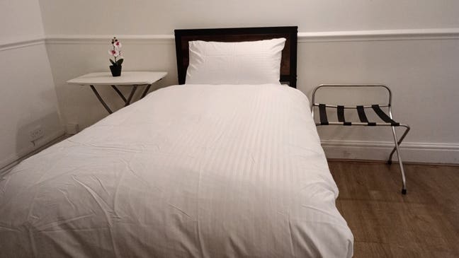 &pound;0 Deposit Large Double Room Main Photo