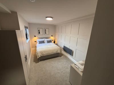 Stunning Ensuite Rooms Near Tameside Hospital  Main Photo