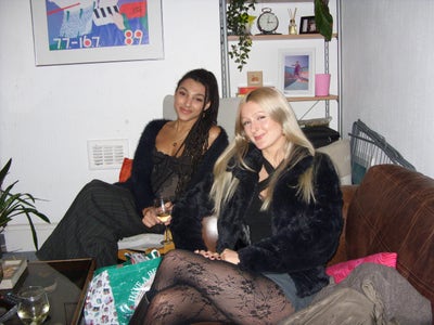 Young professional looking for sociable flatshare  Main Photo