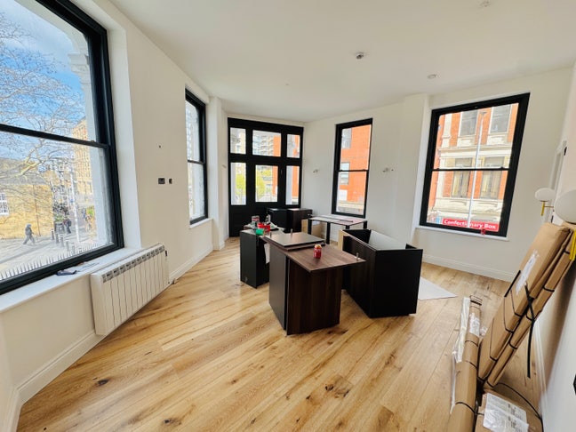 Brand New Modern Studio to Rent – Woolwich Arsenal Main Photo