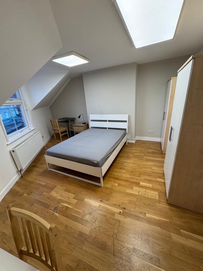 ✨ 🛏️ Double Room for Single Use  – Golders Green Main Photo