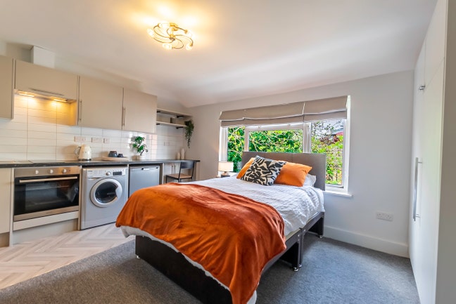 ⭐ Beautifully Refurbished Studio ⭐ Main Photo