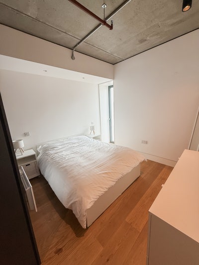 Stunning Double Room in Ancoats – Balcony + City V Main Photo