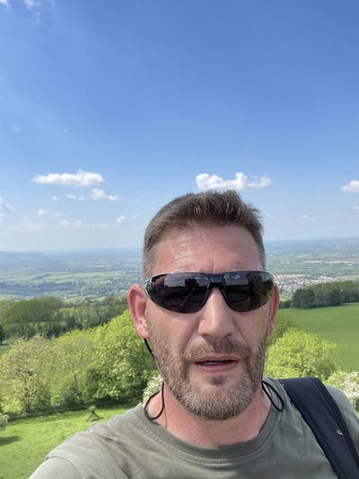 56 year old Male seeks a single or double room Main Photo