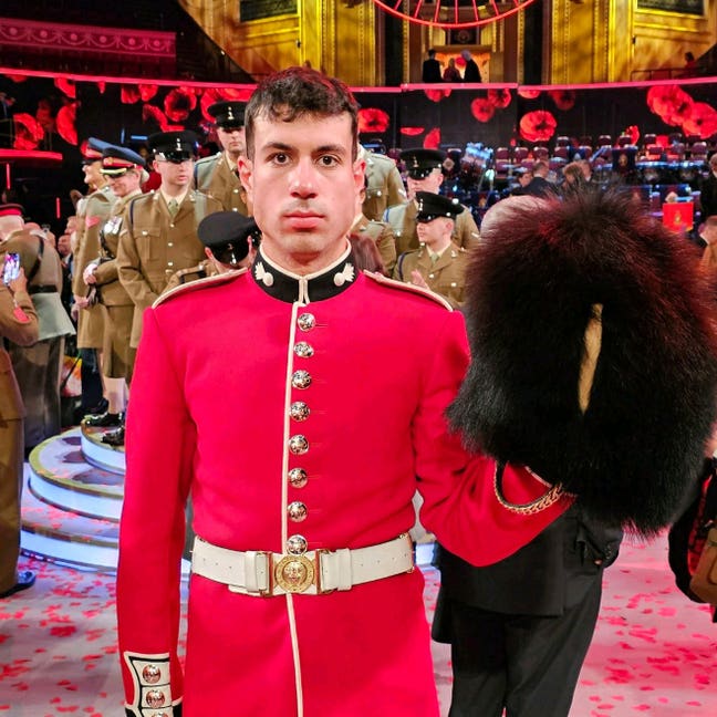 Professional Male seeks a double room Main Photo