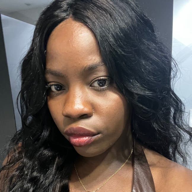 Professional Female seeks a double room Main Photo