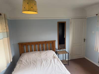 Bright Double Room in Clean, Quiet Home – Chalfont Main Photo
