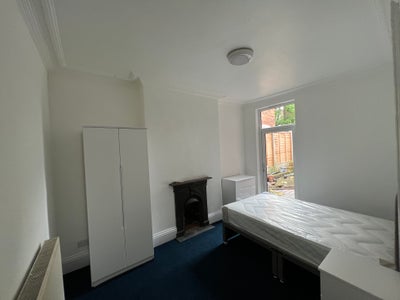 Erdington High Street Bill Inc! Large rooms! Main Photo
