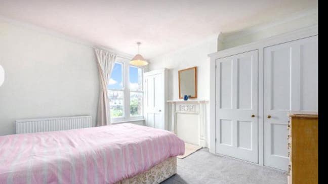 Room available in SW14 Main Photo