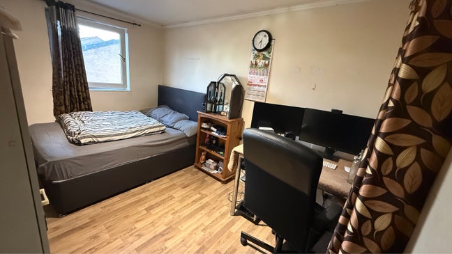 Spacious Double room available in Kidlington  Main Photo