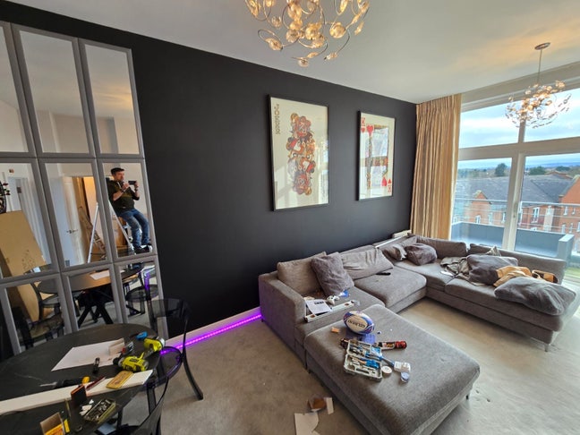 2 lovely rooms available in 3 bed penthouse Main Photo