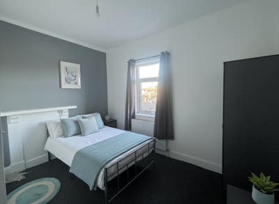 Newly Refurbed Ensuite House Share – Town Centre Main Photo