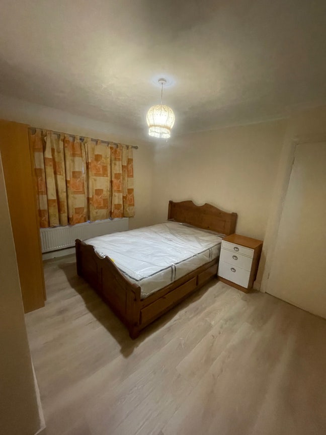 Comfortable Double Room Bills included Main Photo