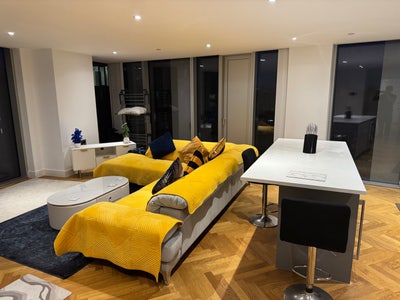 Two double bedrooms available in Deansgate Square  Main Photo