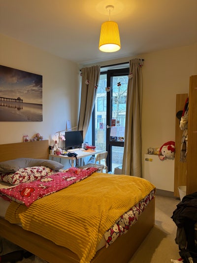  E14 – Flatmate Wanted (2b2b Flat) Main Photo