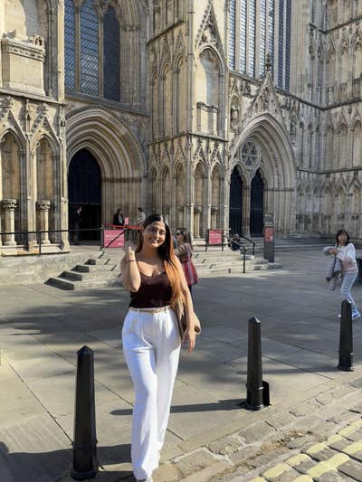 I am a professional female aged 27. I work at... Main Photo