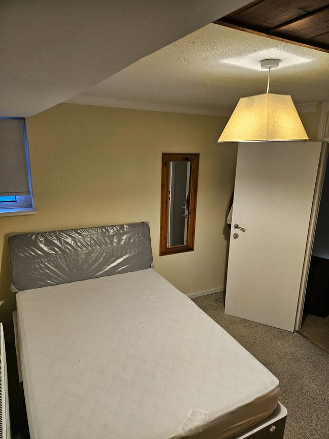 Double Room to let  Main Photo