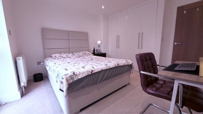 Bright and Comfortable Room Available - Stanmore Main Photo