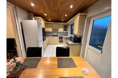 Large Double Room in Alperton – Excellent Location Main Photo