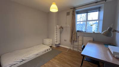 Tufnell Park Big Single Room in Quiet Area  Main Photo