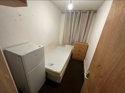 ✨ 🛏️ Single Room to Let in Dollis Hill Main Photo