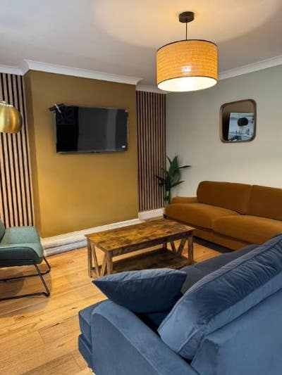 Luxury Double Room in Newly Refurbished Home🌿 Main Photo