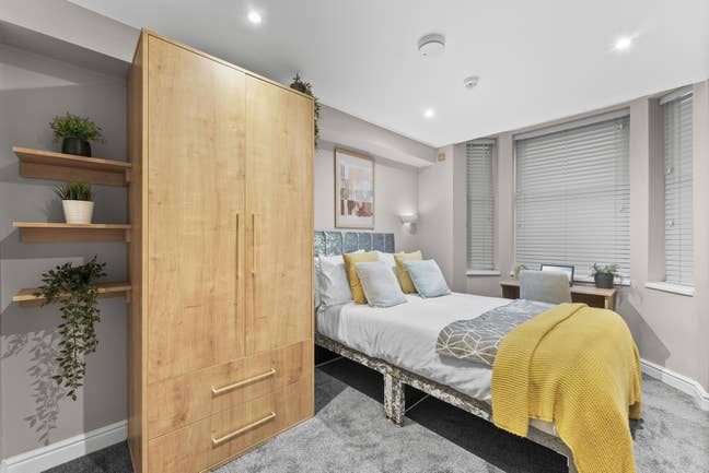 Sublime Property in Forester Street NG4 Main Photo