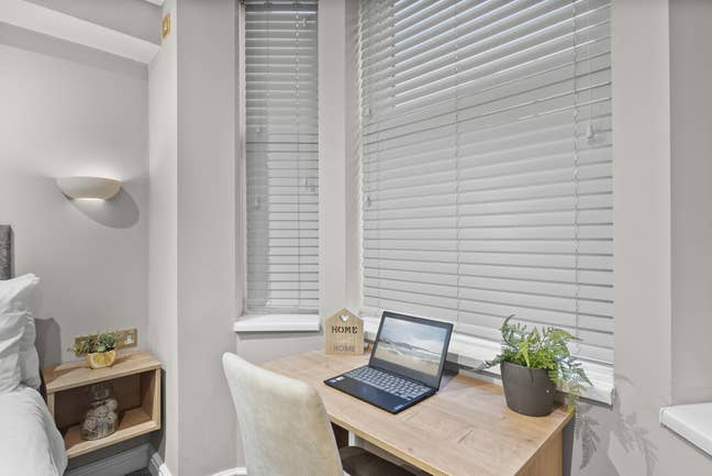 Sublime Property in Forester Street NG4 Main Photo