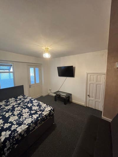  1 Bedroom Flat Available in Tilehurst (RG30 6UN) Main Photo