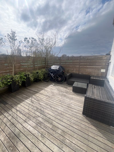 Roehampton Village Main Photo