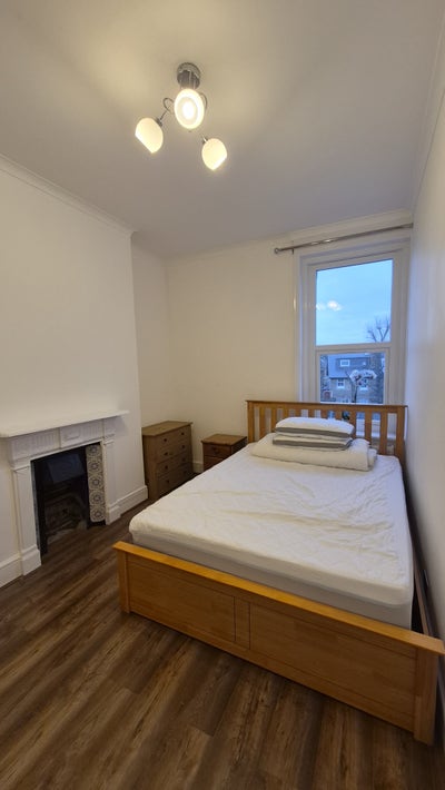 Large Room in Wimbledon Village Main Photo