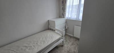 All Bills Included-Furnished-Near Elm Park Station Main Photo