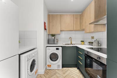 Spectacular HMO in New Road - PE2 Main Photo