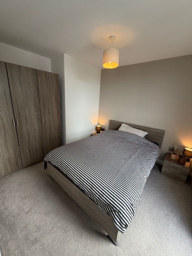 Room to rent, own bathroom  Main Photo