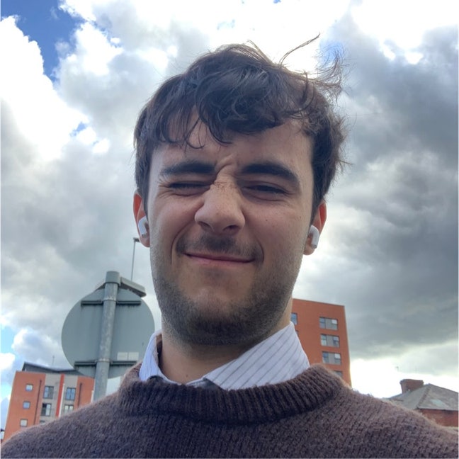 Looking for a room for a PhD student Main Photo