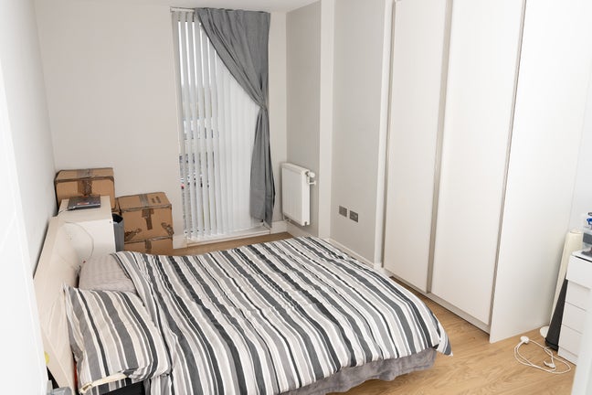 Room to rent in nice, chilled, Earlsfield flat! Main Photo