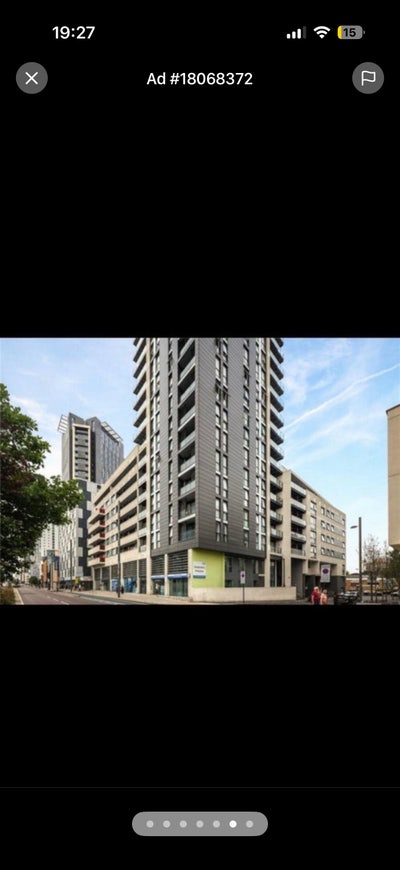 Bright single room in prime Startford location   Main Photo