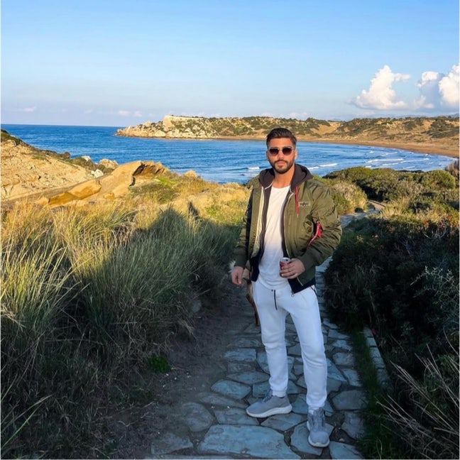 30 year old Male seeks a double room Main Photo