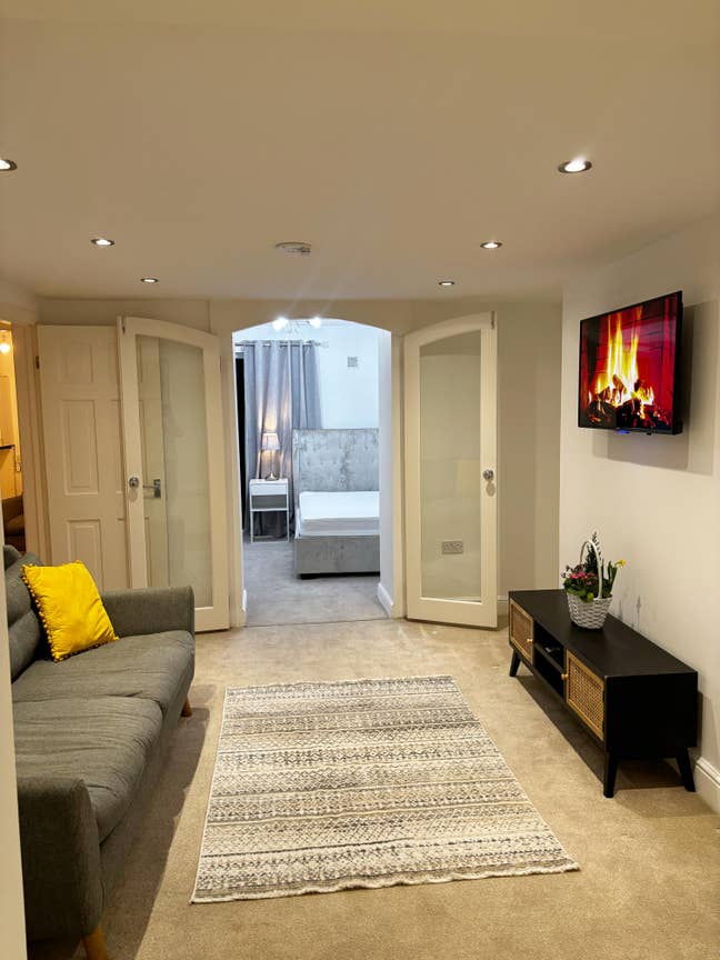 Flat in Penarth- Available immediately  Main Photo