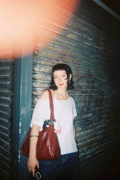 Young Professional Seeks Spare Room in Cozy Home Main Photo