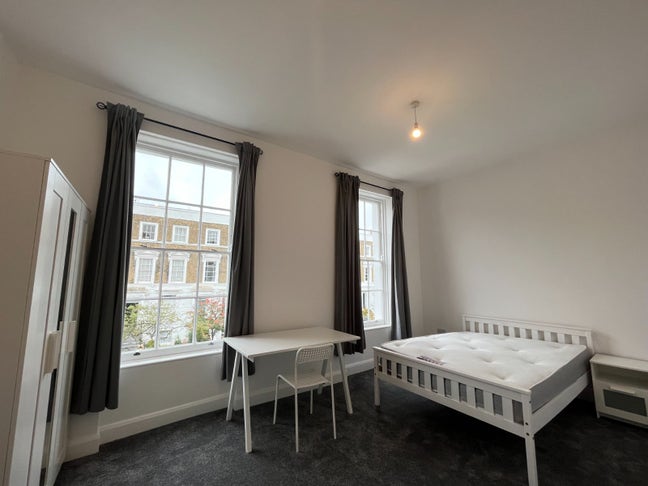 En-suite Double Room Main Photo