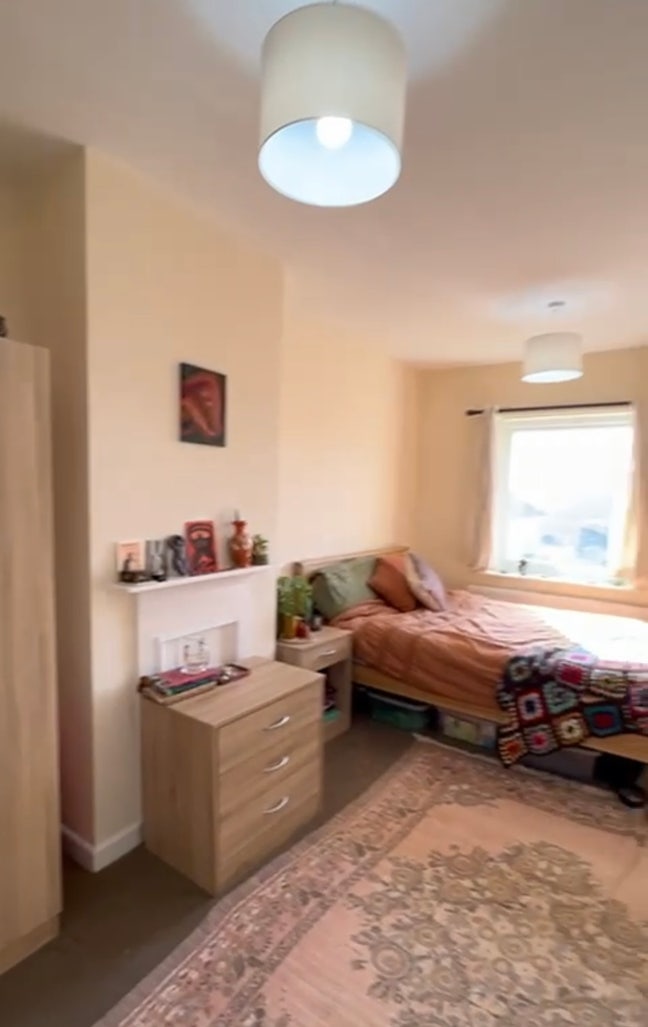 Room  Falmouth House Trevithick Main Photo