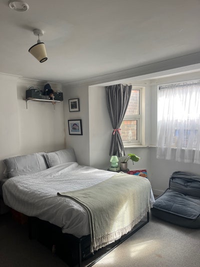 Double Room in London Fields Main Photo
