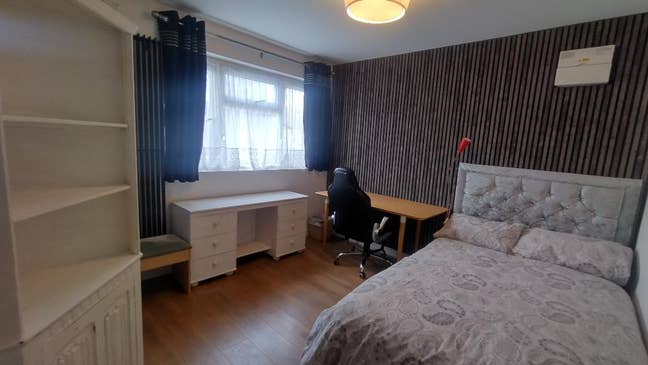 Studio flat for students Nr Warwick University Main Photo