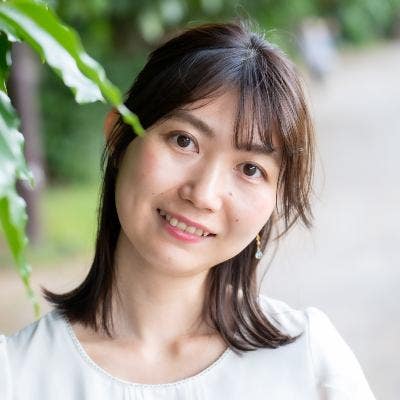 Looking for a room to rent by start of May! Main Photo