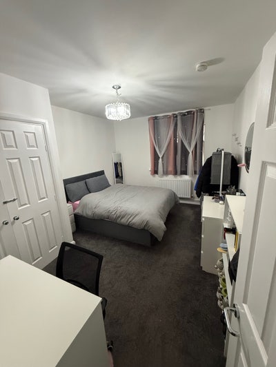 Double room Whitechapel  Main Photo